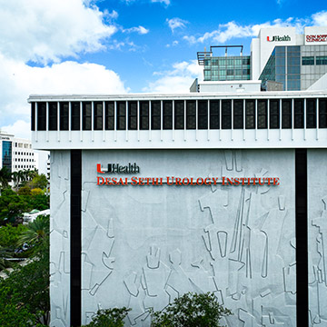 UHealth en The Professional Arts Center